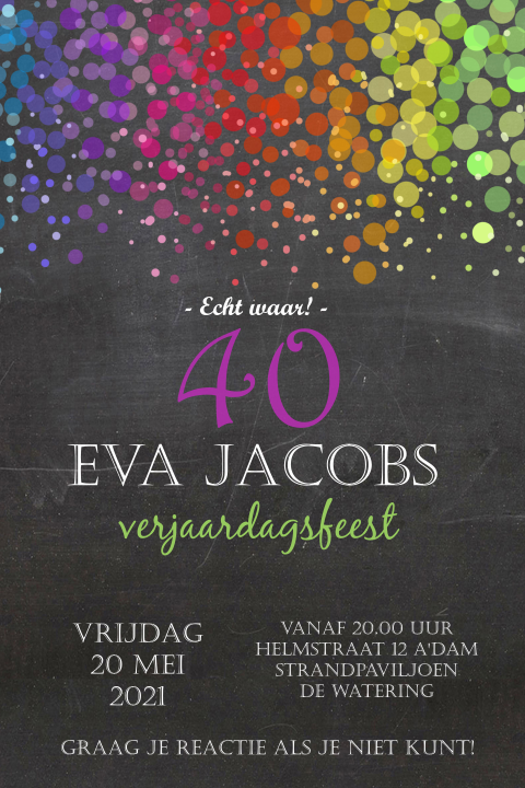 Mooie staande uitnodigingskaart met regenboog confetti